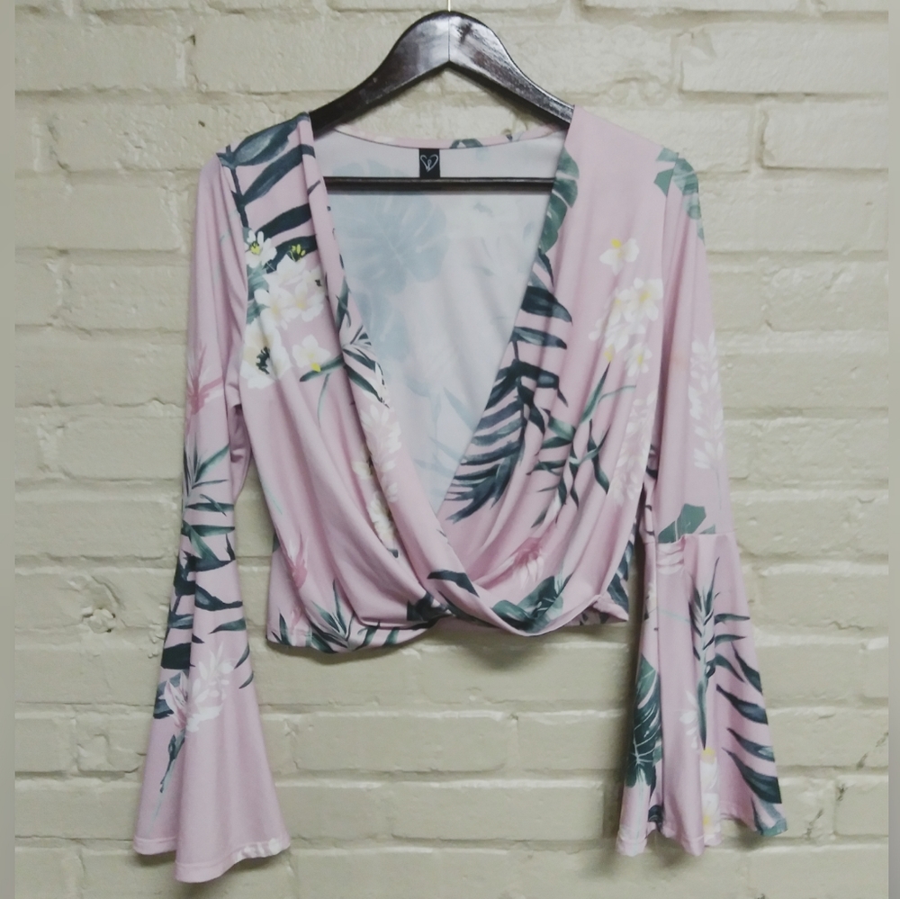 Winsor | Cropped Bell Sleeve Top - SPECIAL 💜